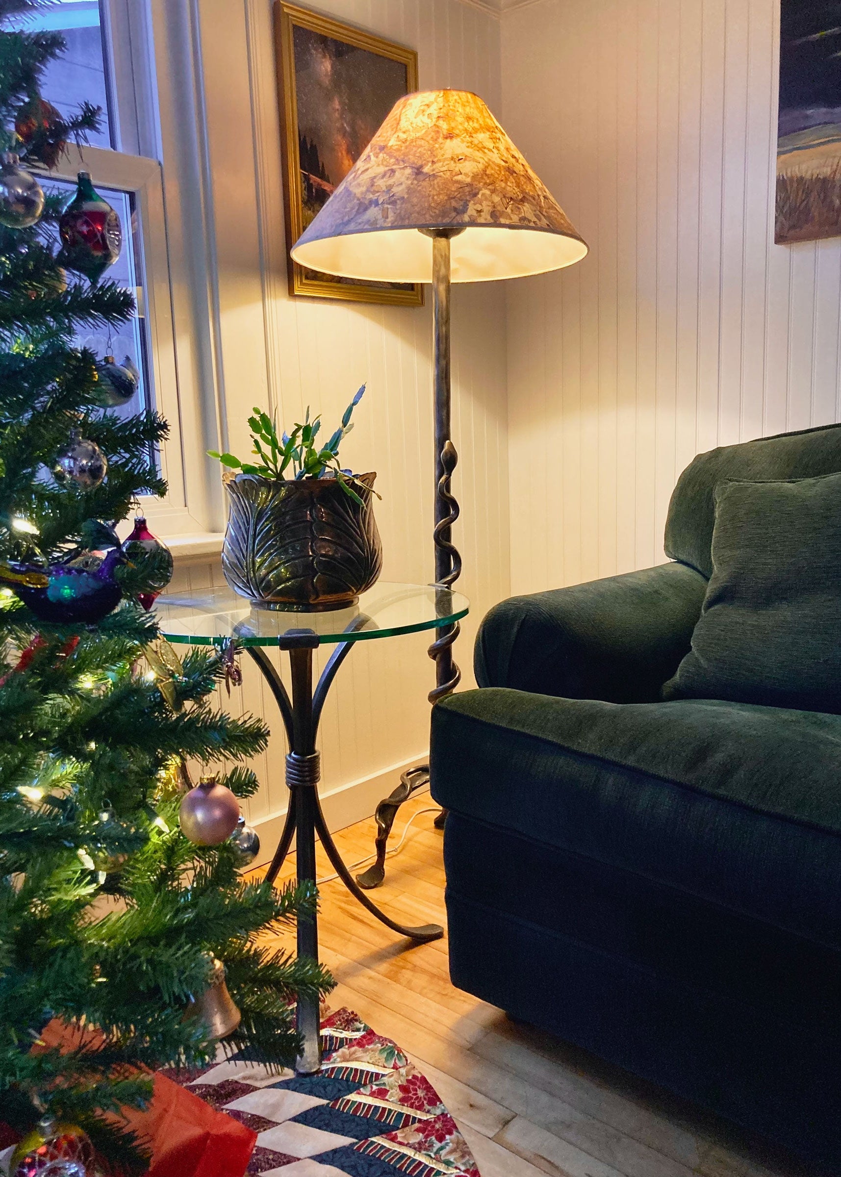 Western Rattlesnake Iron Lamp